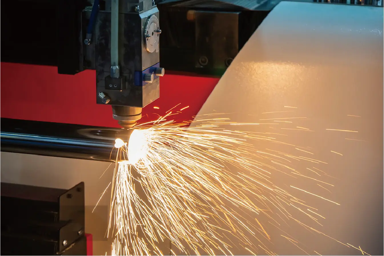 Metal Boru Lazer Kesici Üretimde Neden Ezber Bozar?